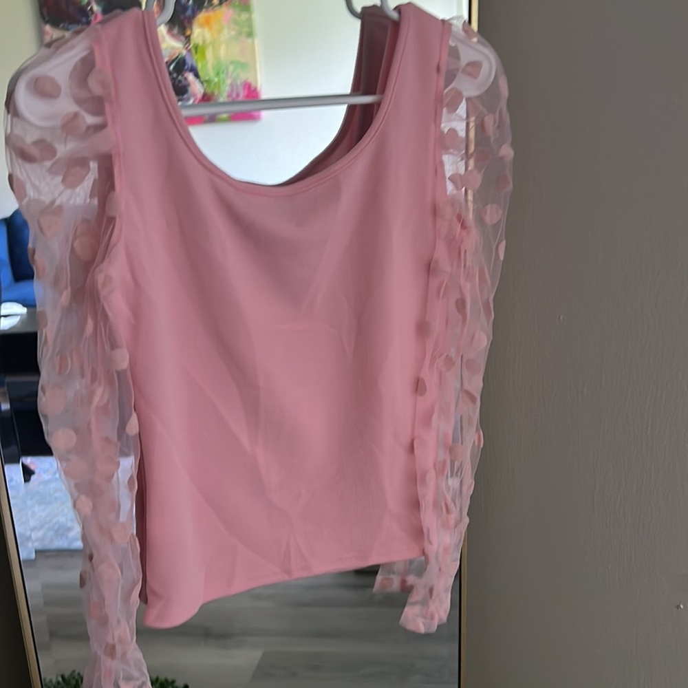 Pink blouse - Picture 2 of 4